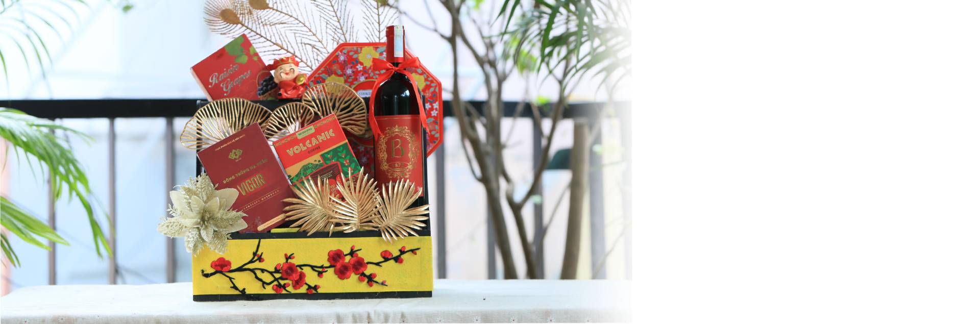 Giỏ Quà Tết Xuân Nhật Vinh Hoa